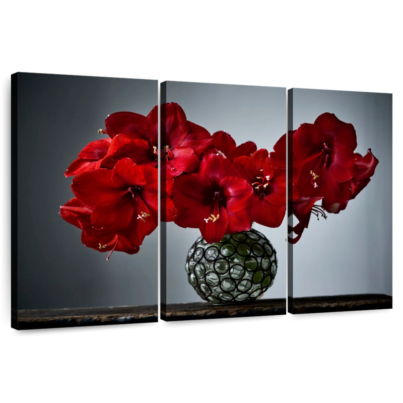 Bouquet de fleurs rouges Harnek, H 20 po x l 33 po