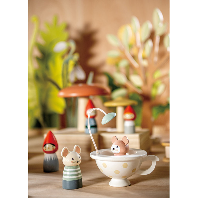 Shepherd's Hut Dollhouse