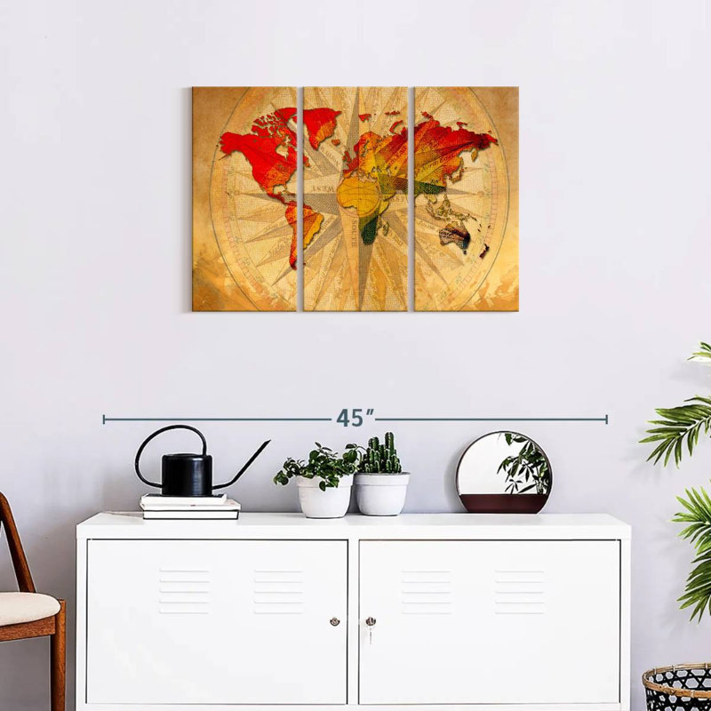 «World Map Old Compass World Map», reproduction sur toile 3 pièces par Tess P, H 20 po x l 33 po x P 1,25 po