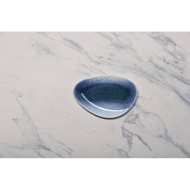 Assiette triangulaire en porcelaine LIR Premium, 8,27 po x 5,51 po x 0,55 po