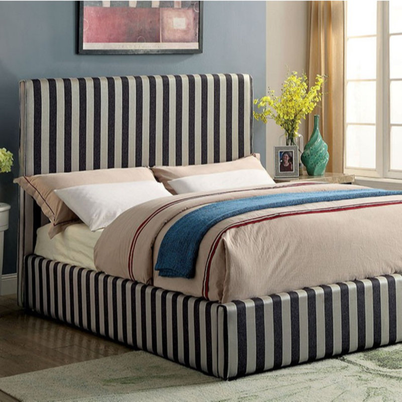 Lit tapissier Matelles, Grand lit