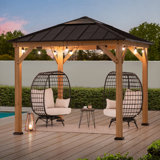 Pavillon de jardin en bois de cèdre à toit rigide 9 x 9 pi Sunjoy