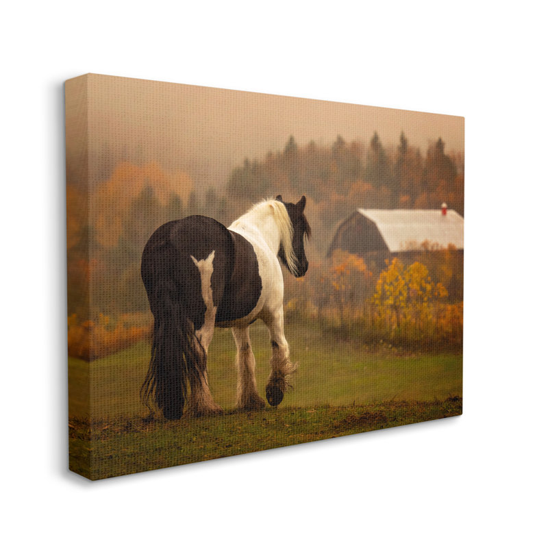 Cheval donnant sur une grange par PHBurchett, H 30 po x l 40 po x P 1,5 po