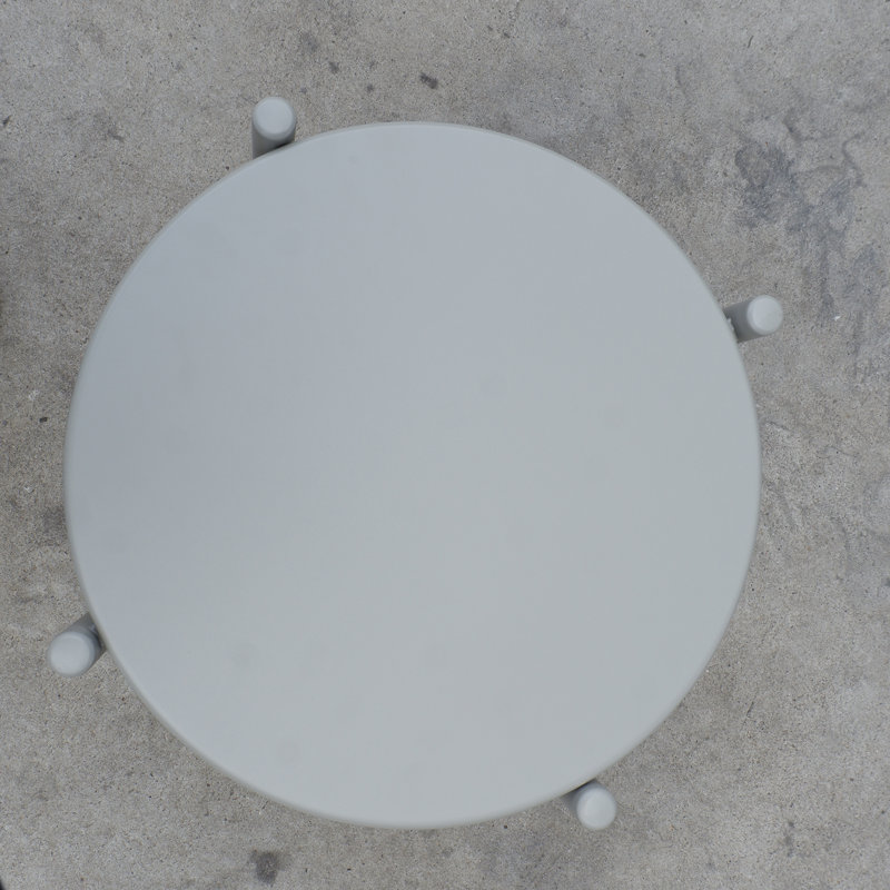 Tables d'appoint à plusieurs niveaux avec rangement, rondes en métal gris moderne de 53 cm (20,8 po) pour terrasse et maison