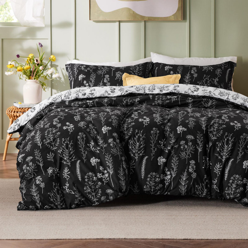 Best Seller Bedsure Comforter Set Reversible Cute Floral Bedding, 89GSM, Black, Twin