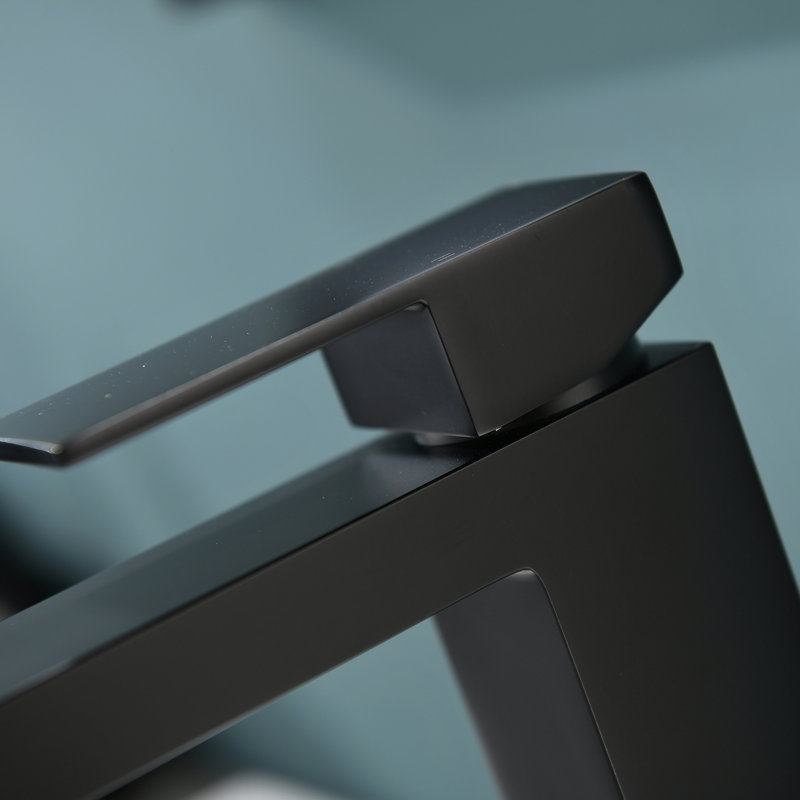 Single-handle Bathroom Faucet, Black