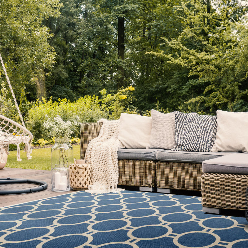 Courtyard Performance Geometric Rug, 9' x 12'