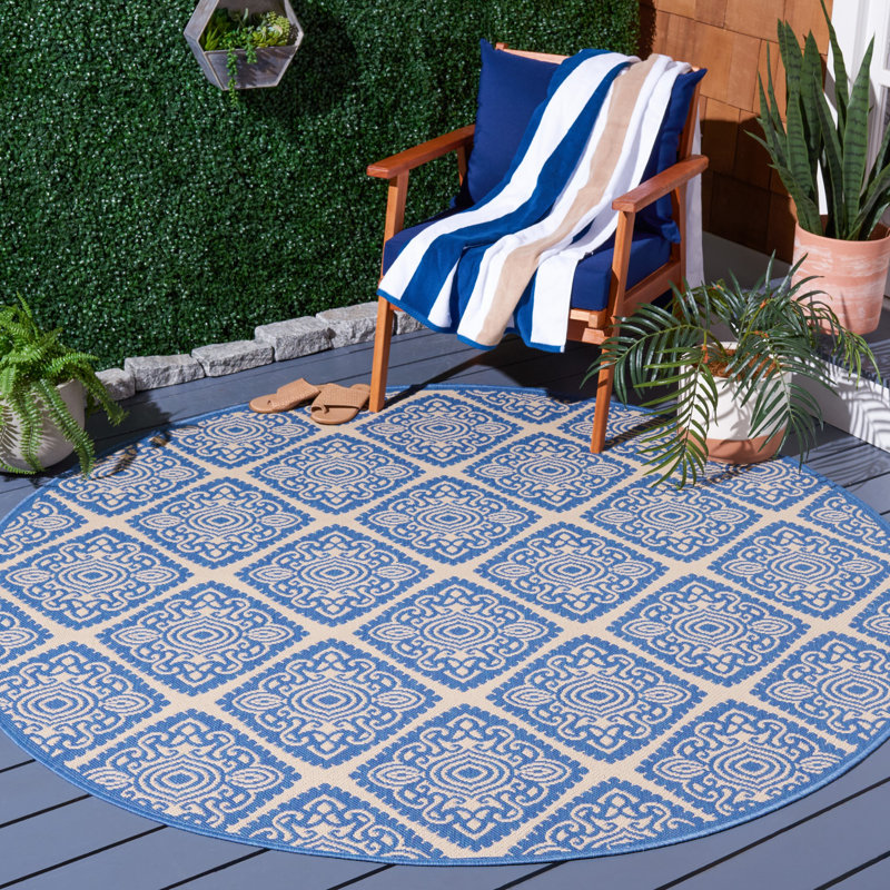 Frankee Performance Damask Indoor/Outdoor Area Rug, Round 6'7"