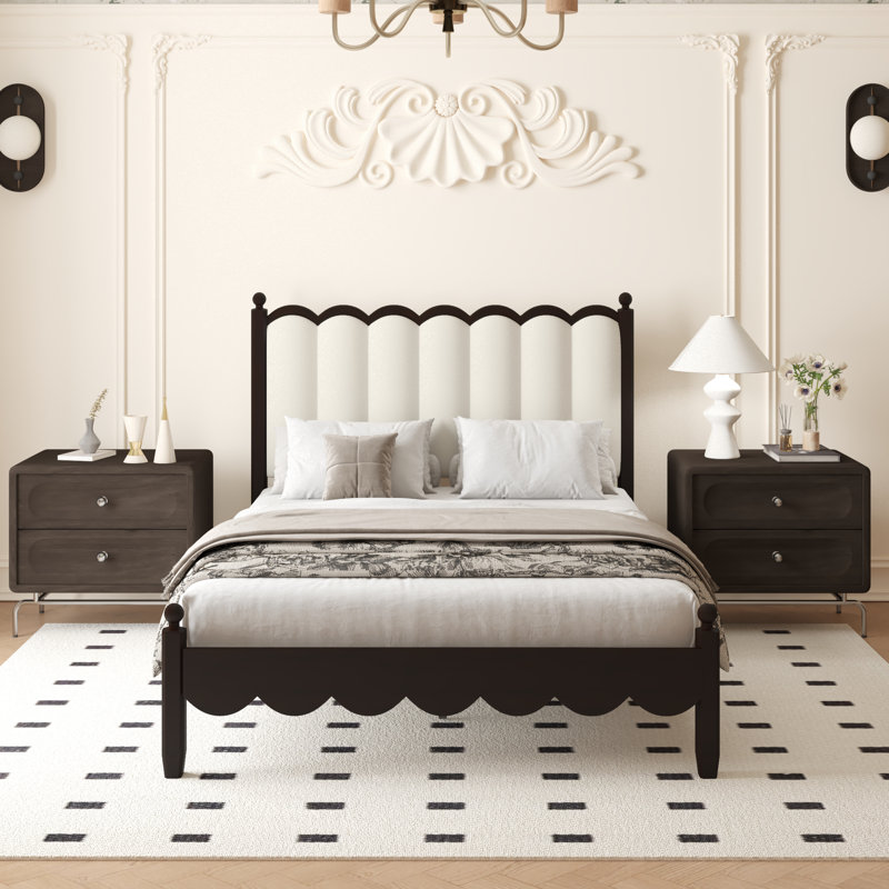 Base de lit plateforme en bois massif de style rétro Ines avec tête de lit tapissier en cuir végétalien, Blanc, Double