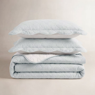 Lush Decor Coastal Chic Scalloped Edge Reversible Cotton Quilt Set