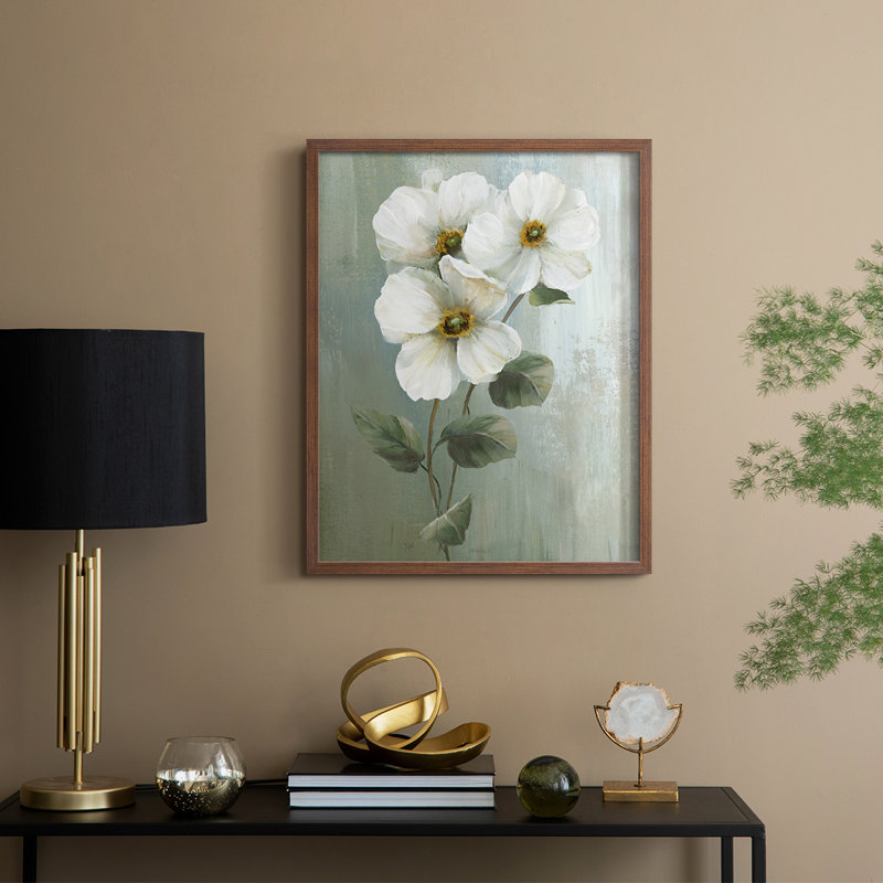 «White Fancy I», reproduction encadrée - bois massif, H 15 po x l 12 po, Noyer