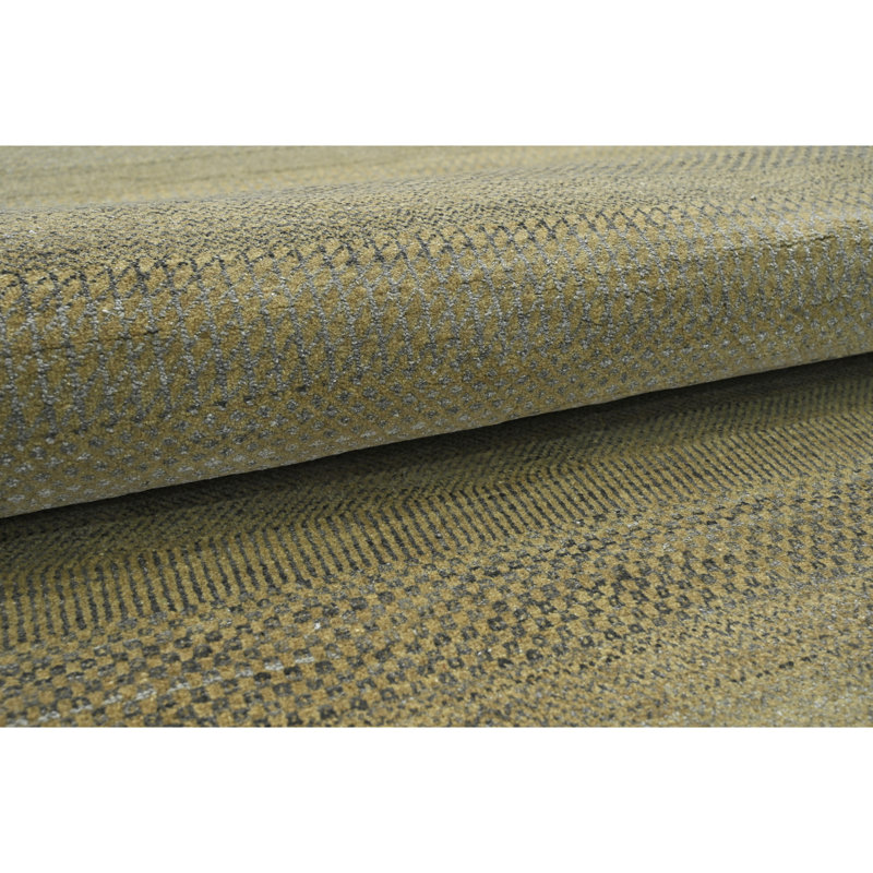 High-Quality Hand-Knotted Natural And Black Area Rug