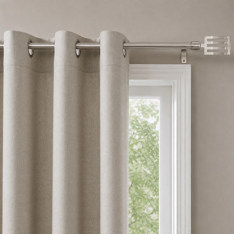 Tringle à rideaux simple ajustable Wave de 50 à 82 po Wave, Argent