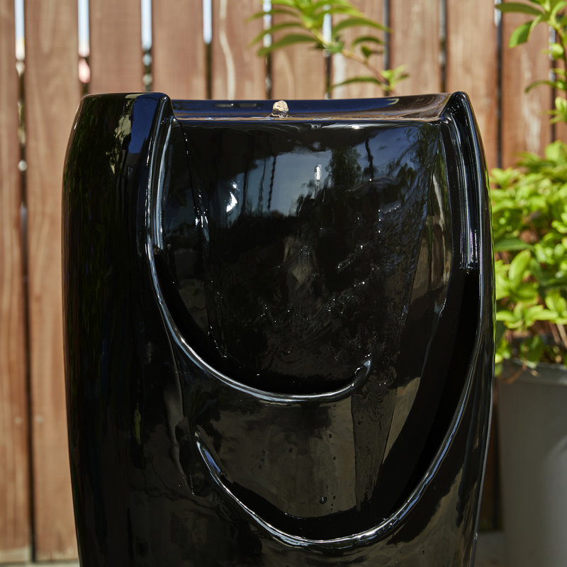 Fontaine en céramique avec lumière Rorer, H 29,25 po x l 14,25 po x P 15,25 po, Noir