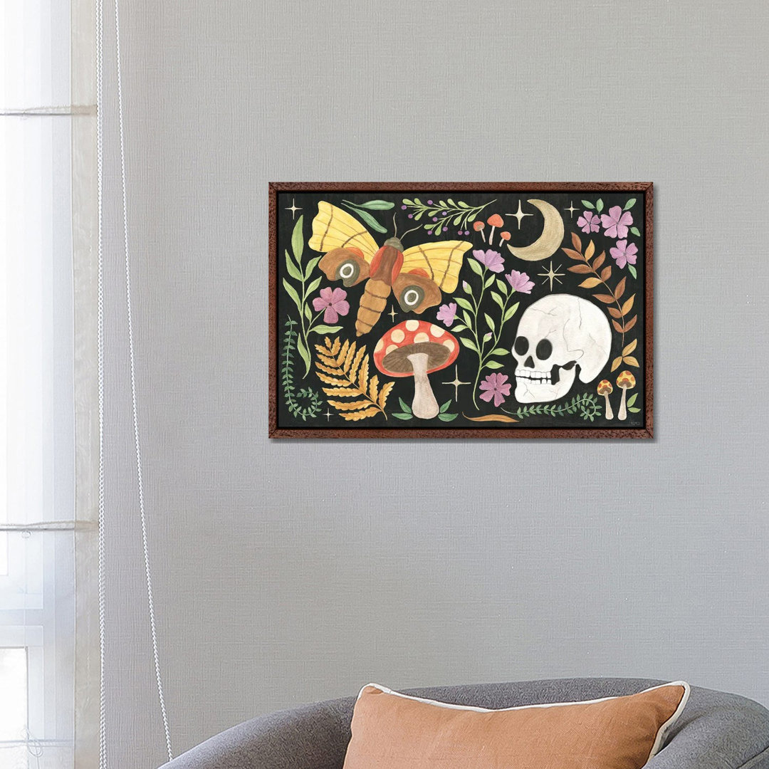 Spooky Chic I von Veronique Charron - Galerie-verpackte Leinwand Giclée auf Leinwand