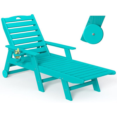 Chaise longue d'extérieur inclinable en PEHD 