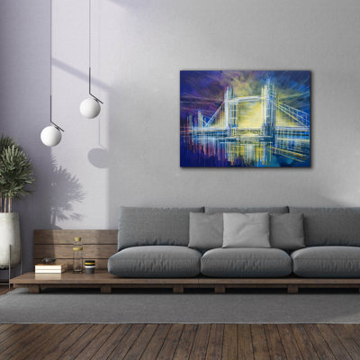 «Tower Bridge At Midnight» par Marc Todd
