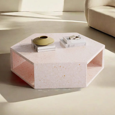 Table basse au design créatif personnalisé