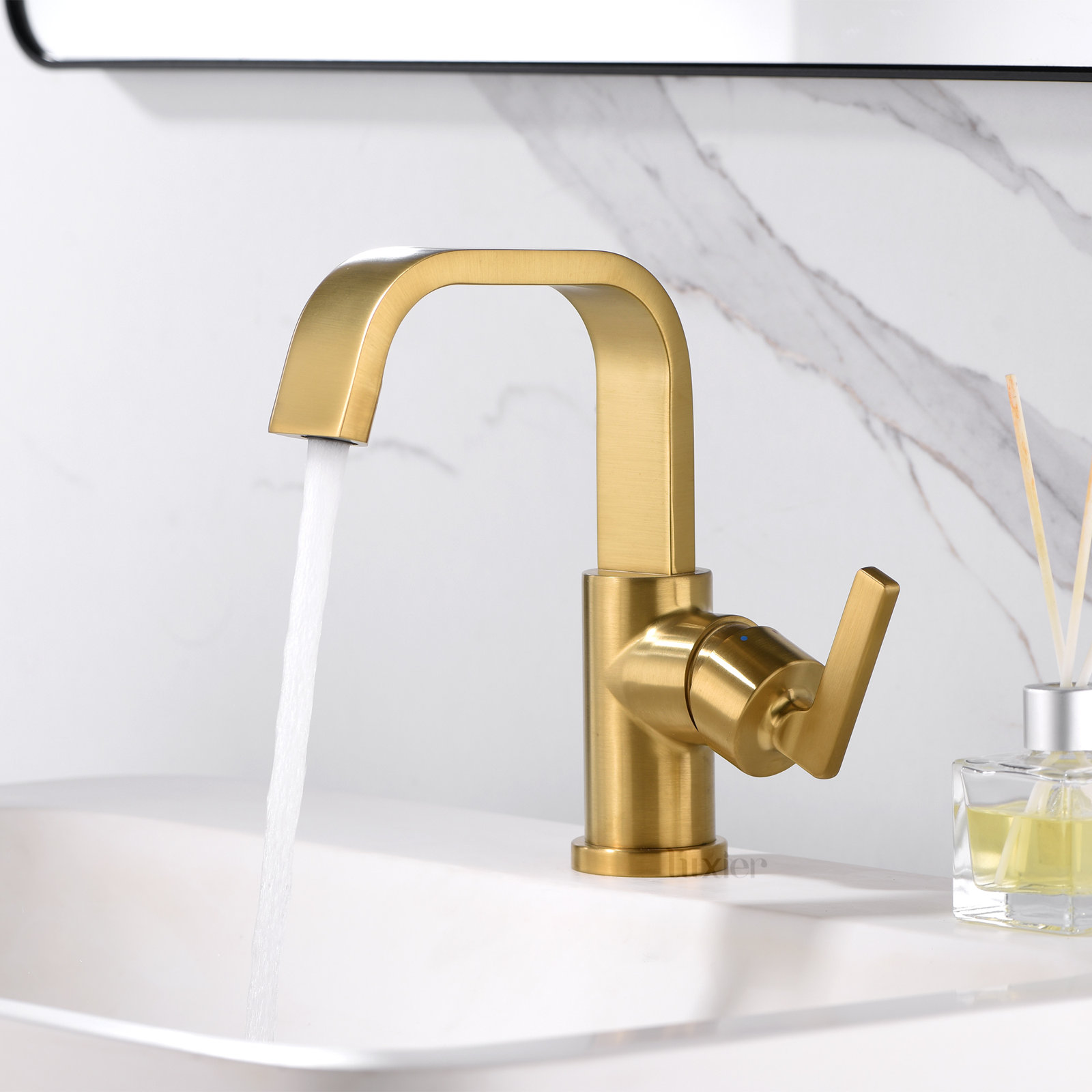 Single-Hole Bathroom Faucet with Drain, Brushed Gold