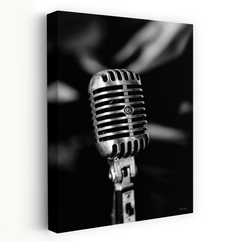 Vintage Microphone - Vintage Vintage Microphone, noir et blanc, art micro classique, H 36 po x l 24 po