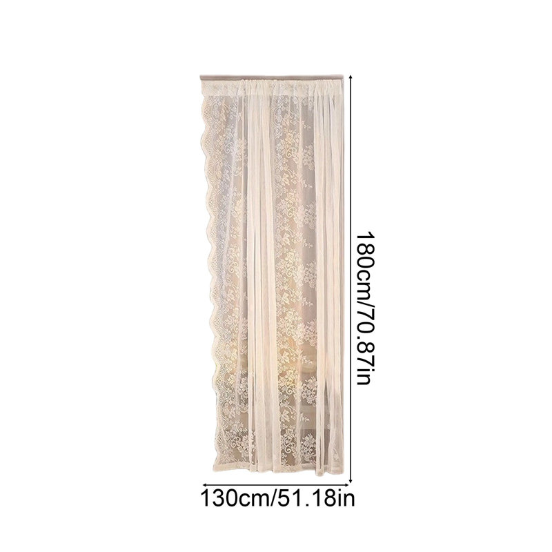 Rideau de dentelle blanche avec passe-tringle