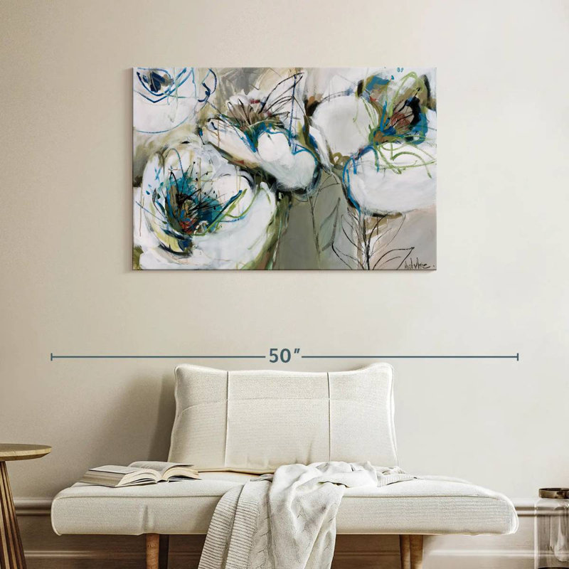 Avery Sundance, 26" H x 39" W