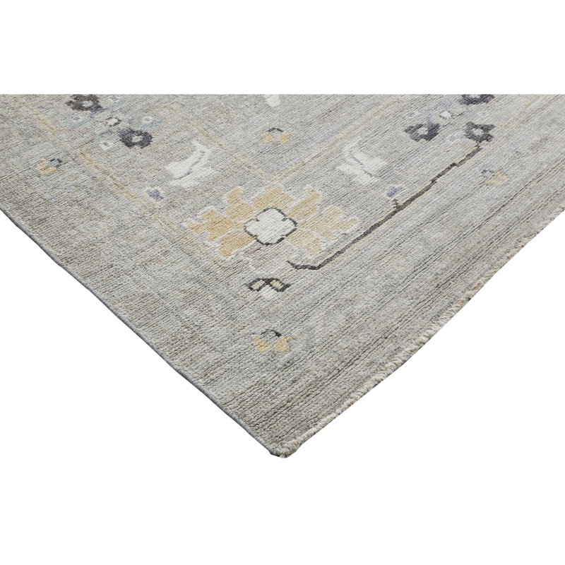 Hand Knotted Wool Oriental Area Rug in Silver/Gray/Ivory