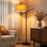Lampe sur pied à DEL à hauteur réglable de style Mid-Century avec abat-jour tambour Ava