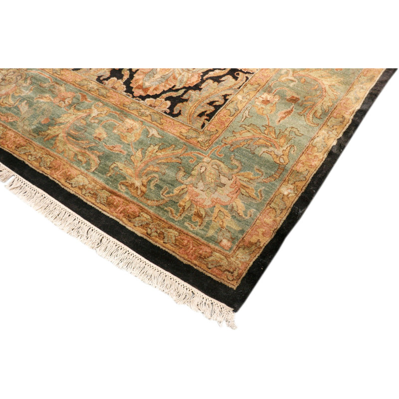 Xaiver Oriental Area Rug