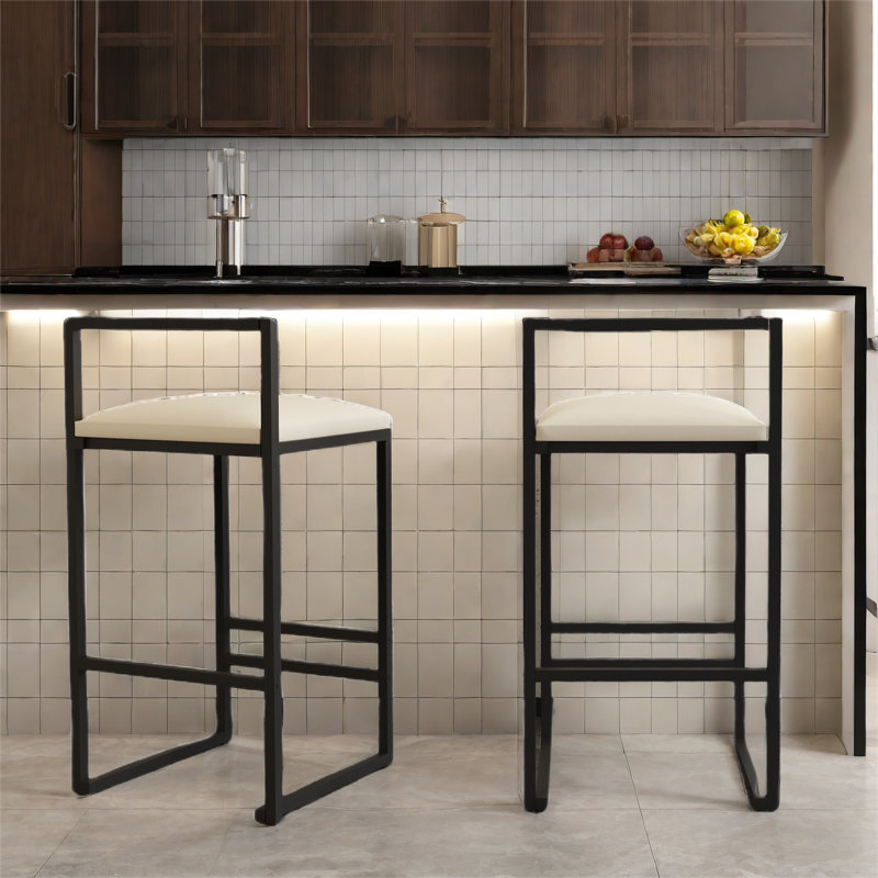 Set Of 2 Upholstered Bar Stools With Metal Frame