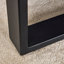 Table basse 47,2 po x 23,6 po en bois aggloméré texturé noir et gris. Autocollant texturé gris, revêtement en métal noir par pulvérisation sur les pieds, table basse en bois aggloméré. Un style simple et moderne