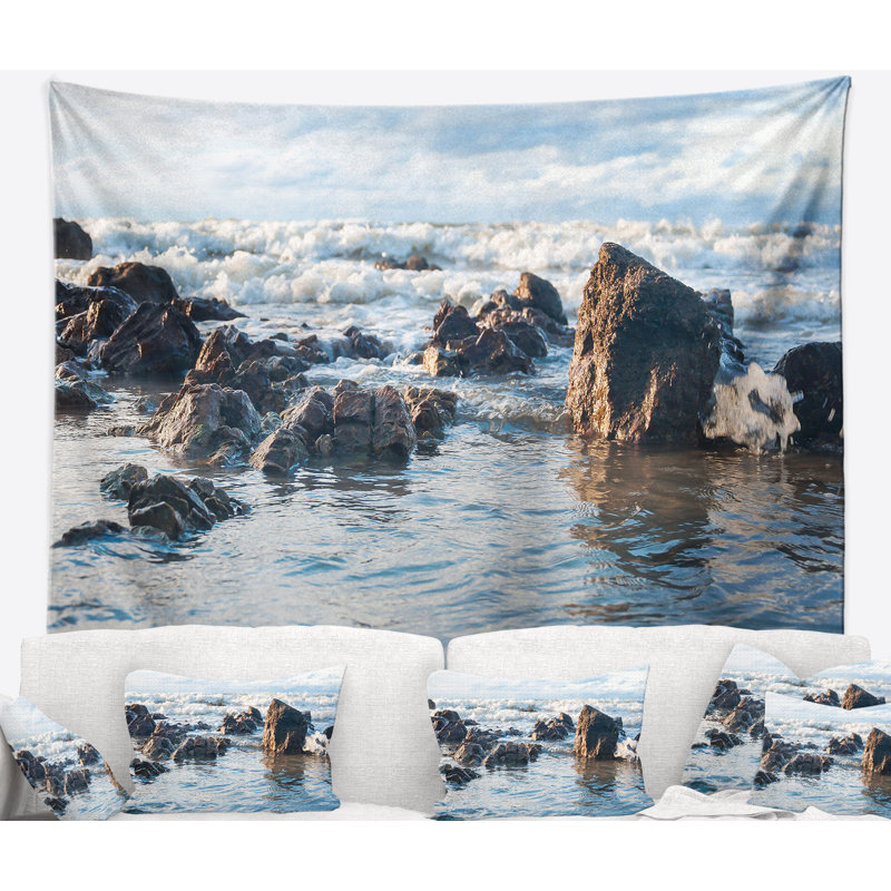 Tapisserie bleu rocky seaside seascape, H 32 po x l 39 po