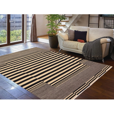 Tapis beige / noir Julieta