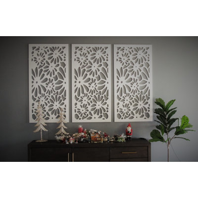 Panneau mural décoratif VIMA (Suflo) - L 48 po x l 24 po, panneau de PVC blanc avec clôture à écran privé pour la rénovation et la décoration murale