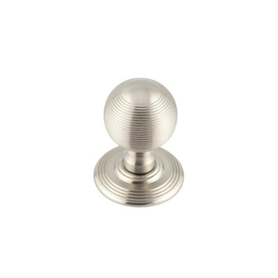 Passage Knobset