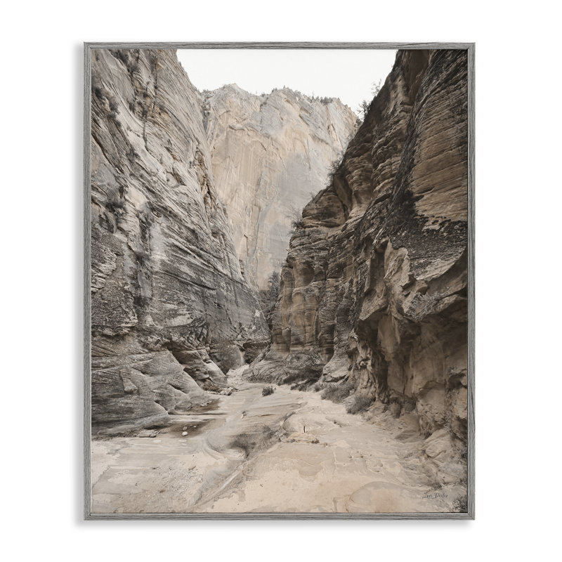 «Sandy Cliff» imminent, estampe numérique encadrée par Lori Deiter, Estampe numérique Farmhouse, H 14 po x l 11 po