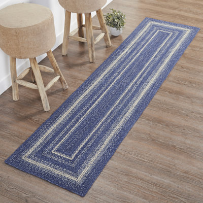 Tapis bleu tressé Birt Whistle