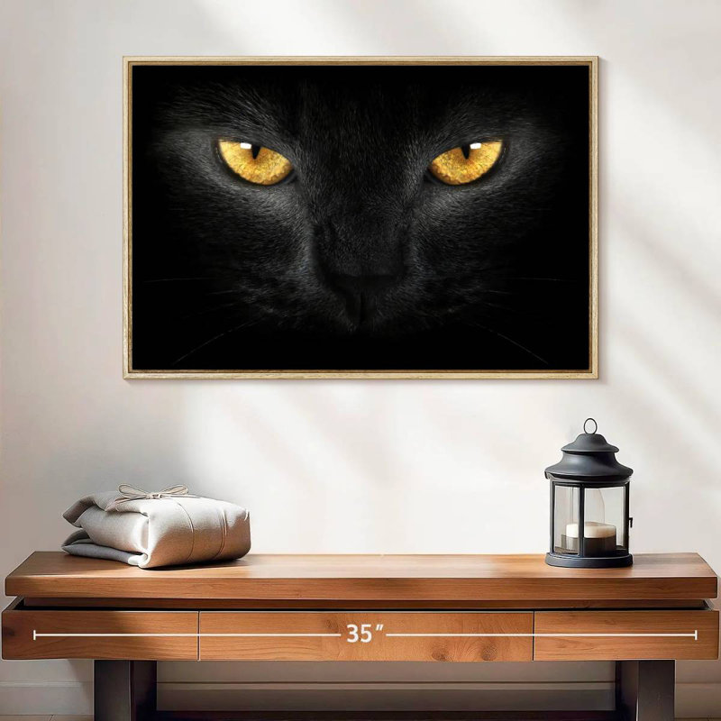 Chat aux yeux jaunes, 25 po x 17 po, Cadre flottant en bois naturel