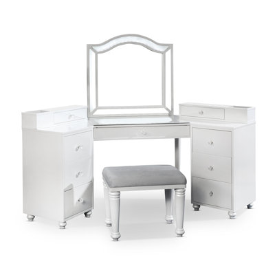 Commodore Vanity