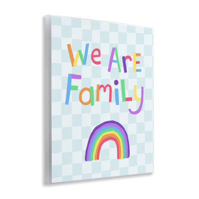 Plaque murale géométrique We Are Family, design par Carla Daly