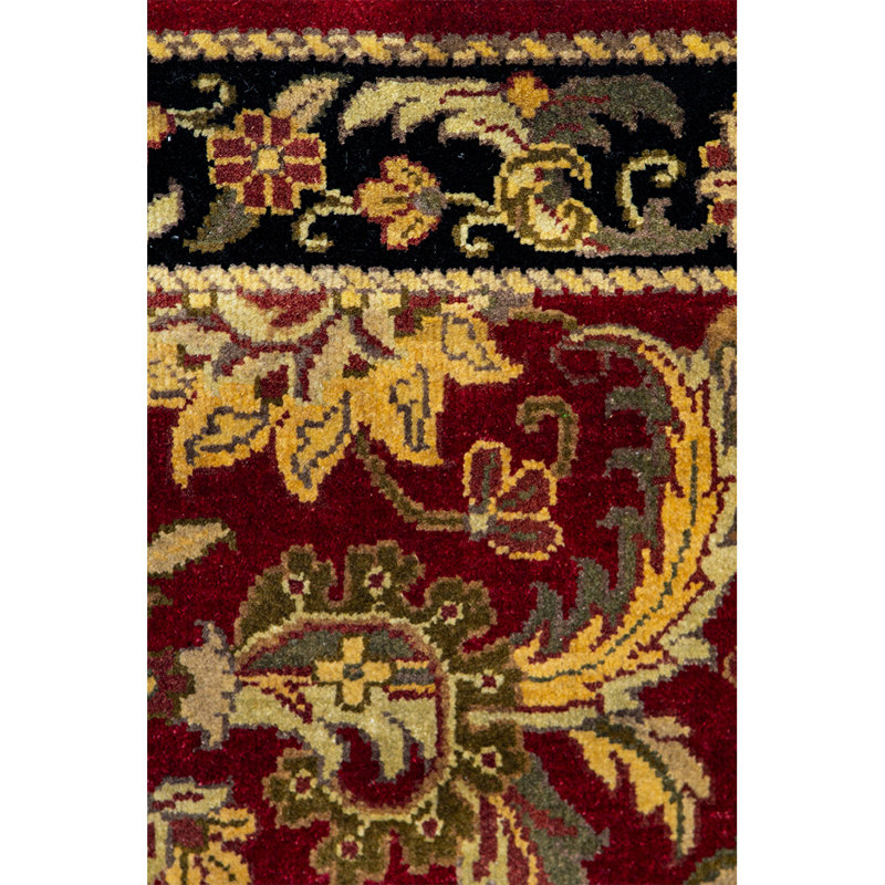 Crown Wool Floral Area Rug