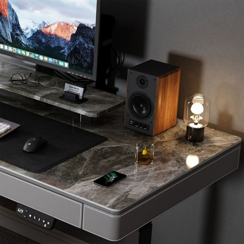 Bureau debout gris en pierre frittée avec tiroirs, H 47,24 po x l 62,99 po x P 27,56 po