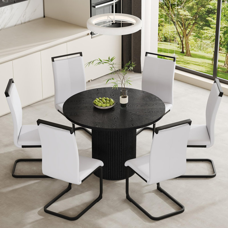 Ensemble de table de salle à manger 7 pièces comprenant un plateau en bois noir et une base cylindrique. Ensemble de table de salle à manger 42 po pour 6 personnes alliant stabilité, confort et style contemporain.