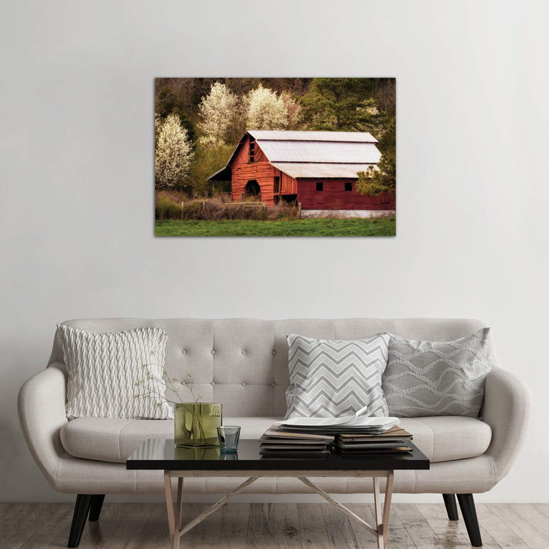 Skylight Red Barn par Andy Amos - reproduction de photo, Toile tendue, H 32 po x l 48 po x 1,5 po