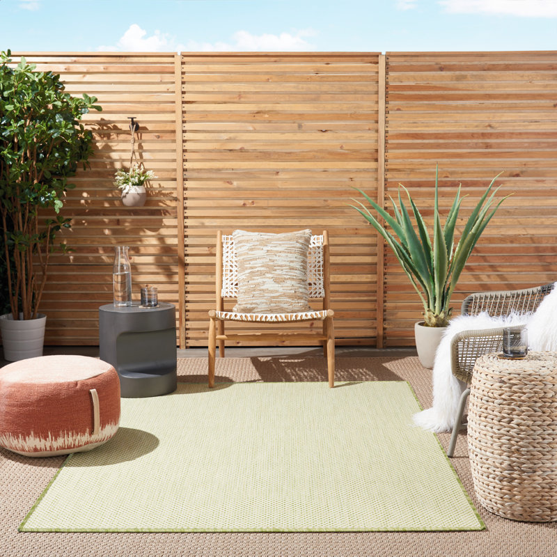Mccune Indoor / Outdoor Rug, Rectangle 8' x 10'
