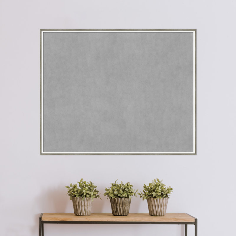 Tableau magnétique encadré Lucie, H 33 po x l 41 po
