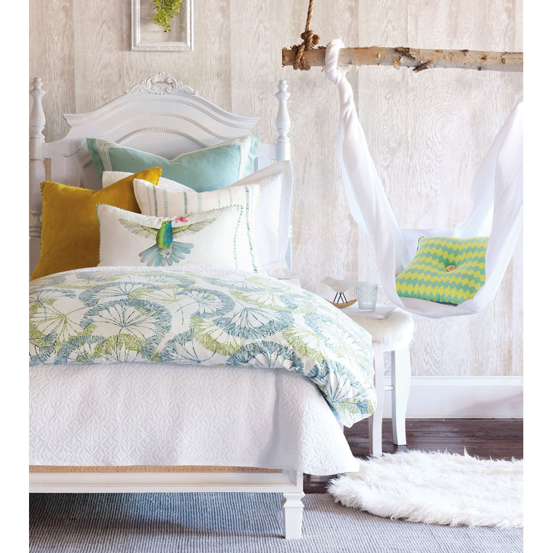 Faye Square Pillow Cover & Insert