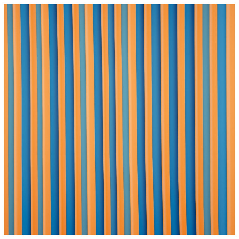 Édredon orange à rayures bleues, Grand lit