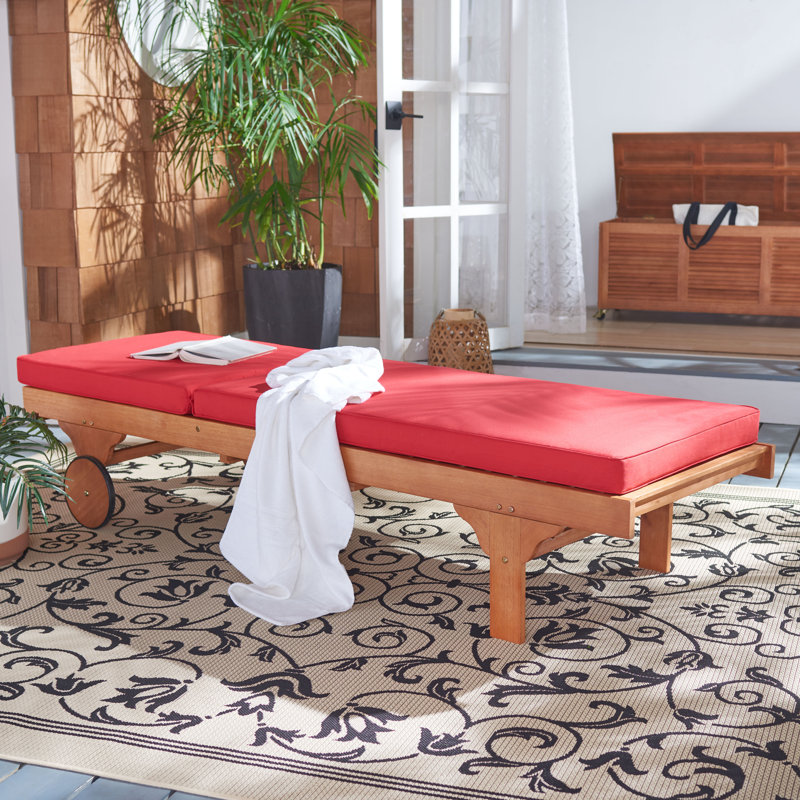 Chaise longue simple inclinable en eucalyptus avec coussins 78,70 po Jivera, Rouge, Naturel