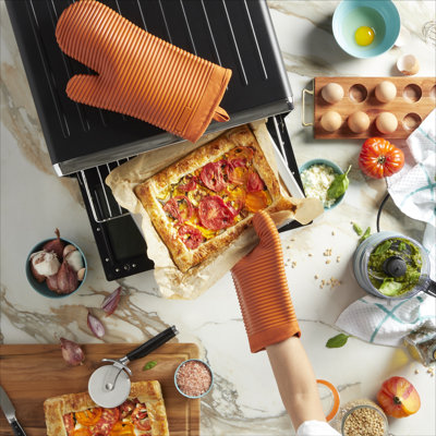 KitchenAid Ribbed Soft Silicone Oven Mitt